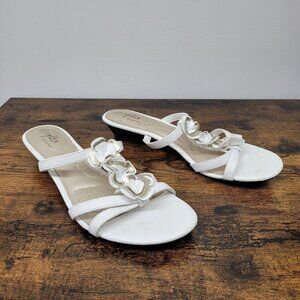 Dexter Dexflex By Dexter White Metallic Floral Slip On Sandals Shoes Size 9